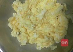 蒜苔木耳炒鸡蛋的做法图解4