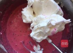 火龙果戚风蛋糕的做法图解11