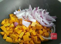 温润护眼南瓜汤的做法图解5