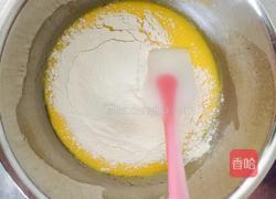 酸奶戚风蛋糕（低糖）的做法图解3