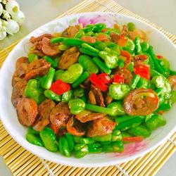 辣肠炒蚕豆的做法[图]