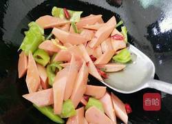 香肠炒鸡蛋的做法图解4