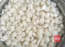 老干妈炒麻食的做法图解3