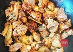 土豆焖鸡的做法图解8