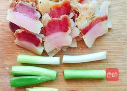 腊肉炒菜苔的做法图解3