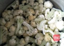清炒花菜的做法图解2