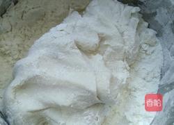 雪菜笋梢猪肉塌饼(独家料理)的做法图解5