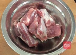 蜜汁排骨的做法图解1