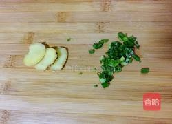 猪肉糯米卷的做法图解2