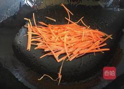 胡萝卜炒鸡蛋的做法图解2