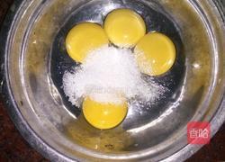 抹茶蛋糕卷的做法图解2