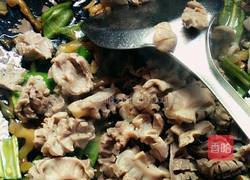 榨菜鸡胗花的做法图解9