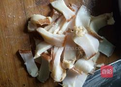 腊肉炒豇豆的做法图解2