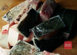 侉炖鲢鱼的做法图解2