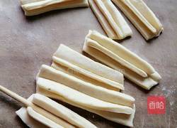 油条的做法图解6