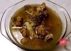 筒骨羊肚菌汤的做法图解14