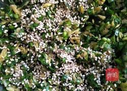 韭菜虾皮芝麻馅包子的做法图解6