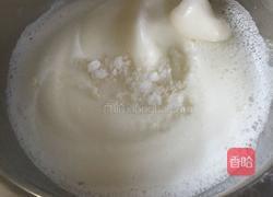 八寸标准戚风的做法图解3