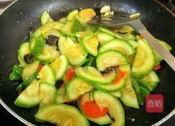 素炒西葫芦的做法图解8