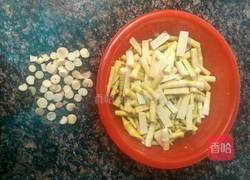 罗汉笋烧排骨的做法图解2