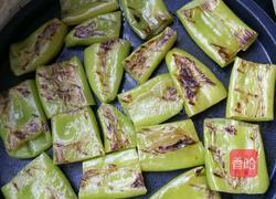 虎皮尖椒的做法图解2