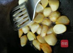 土豆烧茄子的做法图解8