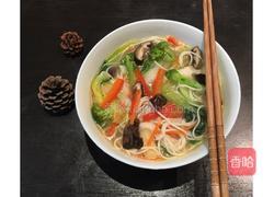 五彩砂锅汤面的做法图解15