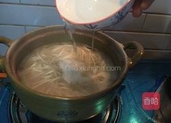 五彩砂锅汤面的做法图解8