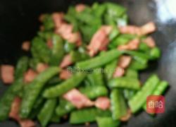 培根炒荷兰豆的做法图解4
