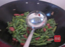 蒜苔炒火腿的做法图解5
