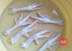 泡椒鸡爪的做法图解2