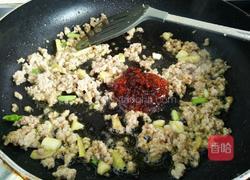 肉末炒大白菜的做法图解6