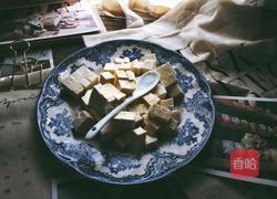 一清二白的 小葱拌豆腐的做法图解5