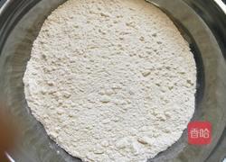 韭菜鸡蛋肉包子的做法图解3