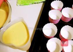 简单易做的纸杯蛋糕的做法图解4