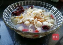 银耳百合莲子糖水的做法图解5