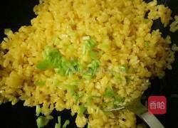简易黄金蛋炒饭的做法图解6