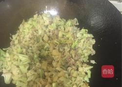 土豆，包菜，肉沫，蘑菇，花菜包子馅的做法图解6