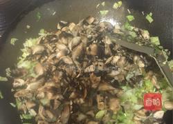 土豆，包菜，肉沫，蘑菇，花菜包子馅的做法图解8