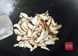 香菇焖土豆的做法图解8