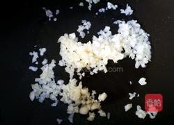 「Cathy边吃边营养」蒜蓉粉丝蒸大虾的做法图解11