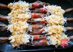 「Cathy边吃边营养」蒜蓉粉丝蒸大虾的做法图解13