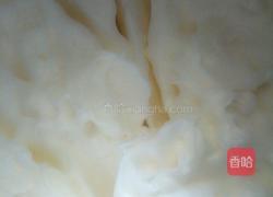 戚风蛋糕的做法图解3