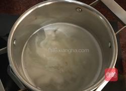 皮蛋肉末粥的做法图解1