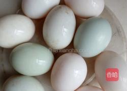 五香糯米蒸蛋黄的做法图解3