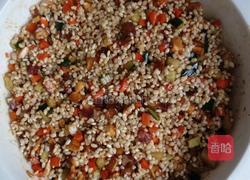 五香糯米蒸蛋黄的做法图解5