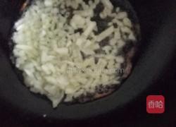 豆瓣酱鸡蛋炒米饭的做法图解3