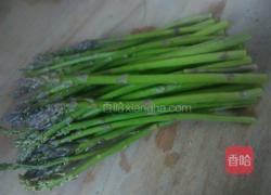 蚝油芦笋的做法图解1