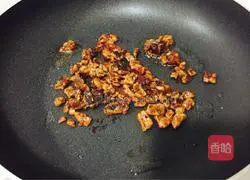 Illustration of how to make green onion, minced meat and potato fried rice 4