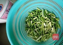 香辣蒜苗鸡胗的做法图解2